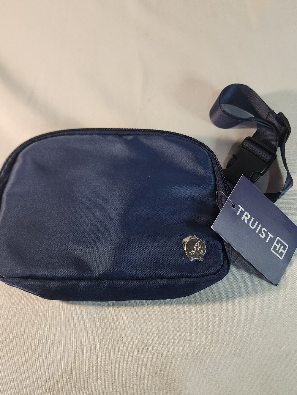 Atlanta Braves Promotional Item, Navy Nylon Belt Bag